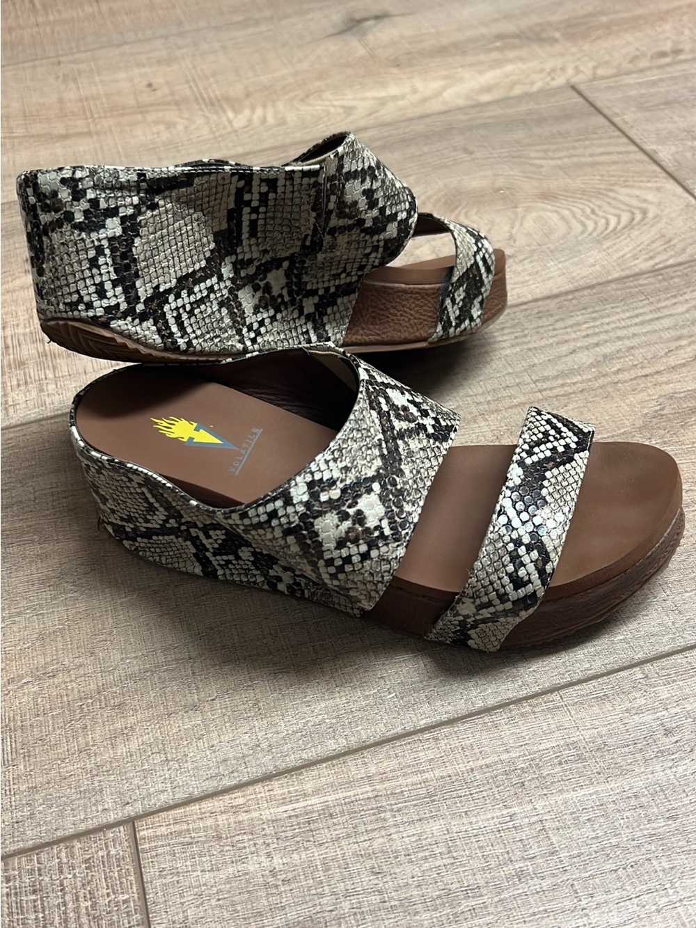 Volatile Snake-Print Wedge Sandal - Black and Cream